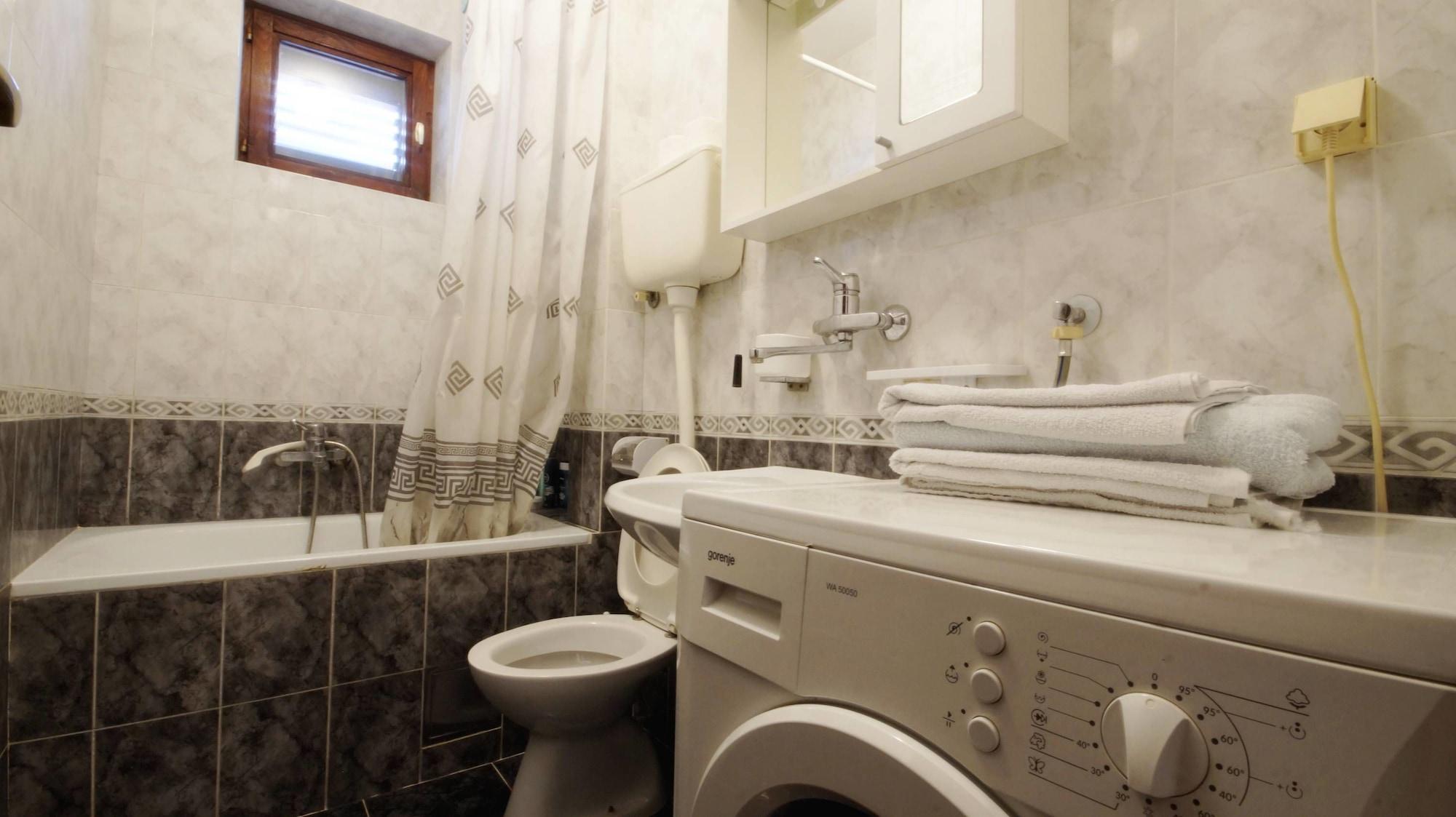 Apartment Glomazic