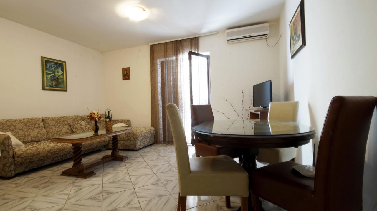 Glomazic Apartment