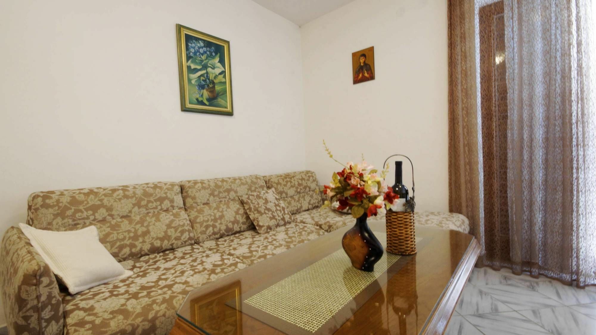 Glomazic Apartment *